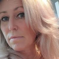 30+ "Julie Poitras" profiles