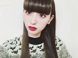 鈴木えみ emi suzuki 鈴木えみ メイク ビューティー 髪 色