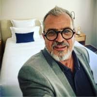 200+ profils pour “Demoustier”