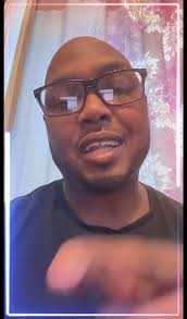 Paul Anthony Land Gives his flowers to Fans