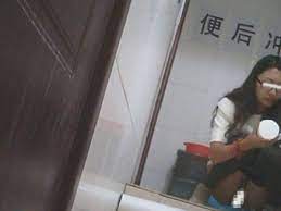オープン盗撮】これが中国伝統の“ニーハオトイレ”、完全に... - ３次エロ画像 - エロ画像