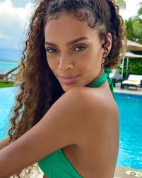 Did I hear someone say LEO SEASON ?!♌️🦁 My birthday is the 16th! Drop your  birthdays below 👇