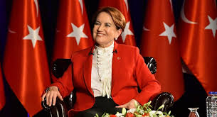 Mhp'den ayrıldıktan sonra i̇yi parti'yi kurmuş olan isim i̇yi parti genel başkanı olarak siyaset hayatını sürdürmektedir. Aksener Namuslu Bir Evet Ciksaydi Eve Donecektim Sputnik Turkiye
