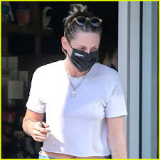 Kristen was eager to return to her artistic roots after the twilight saga. Kristen Stewart Photos News And Videos Just Jared