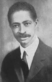 Aggies sweep MeAC trACk And Field