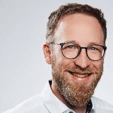 Karla Landrum (@KarlaKay22)