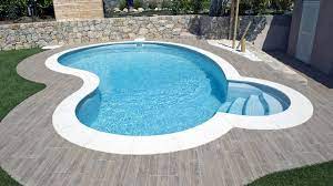 Bache réalisée à la forme. Piscine Haricot Celine Le Modele Arrondi Elegant Piscines Waterair