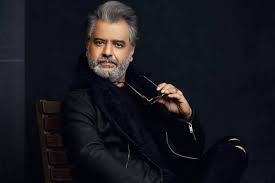 He is known all over the country as a friend to the. Actor Vivek A Comedian Who Cared