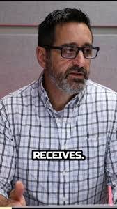 Travis Moffitt's Instagram, Twitter & Facebook