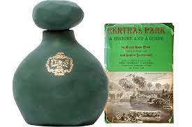 Foxglove κυκλοφόρησε το έτος 2014. The New Unofficial Scent Of New York City The New York Times