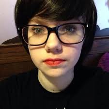 Savannah Floyd (@faygoObsessive)