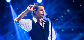 La noche de este domingo, mega emitió un nuevo capítulo de the covers, en donde uno de los ocho participantes sorprendió tanto al jurado, . Ydeadzrez Ujam