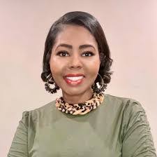 Francine Polk's Instagram, Twitter & Facebook