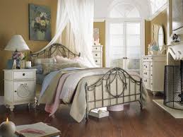 Shabby chic bedroom design ideas. 25 Shabby Chic Interior Design Ideas