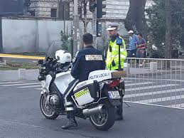 Câţiva actori au parcurs, simbolic, drumul spre golgota. Motocicletele Pentru PoliÈia LocalÄ Contract Cu DedicaÈie Promotor