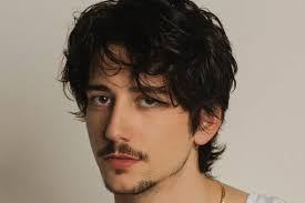 Elizabeth Gillies and Milo Manheim to Star in Little Shop of Horrors