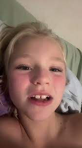 Melissa Violette's Instagram, Twitter & Facebook