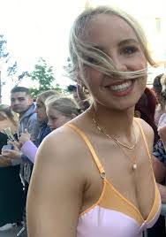 Emily Mather's Instagram, Twitter & Facebook