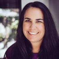 ARC Review: Underwater by Marisa Reichardt (Blog Tour + Giveaway)