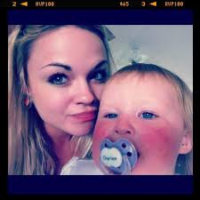 Amelia Carroll (@mealsonwheels90)