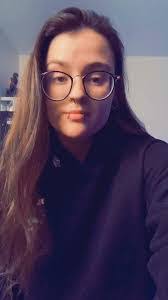 Daisy Teague's Instagram, Twitter & Facebook