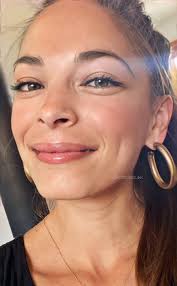 KristinKreuk via her stories today " Handed in my last essay for the  summer!!!!!!!!!! " #KristinKreuk #kreukies 💞💞💞 Follow my fanpage please:  https://www.instagram.com/kristinlkreukk