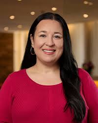 Elena Scialabba, Associate