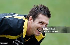 22 Photos & High Res Pictures