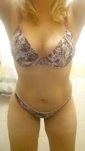 Fotos caseras de mi esposa culona en tanga - Fotos Caseras X