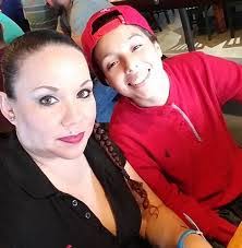 Valerie Michelle's Instagram, Twitter & Facebook