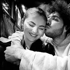 Najťažšie priznanie mladej speváčky: Nemôžem mať dieťa, moja choroba mi to  nedovoľuje. Materstva sa však nechce vzdať, zdôverila sa s tým po prvýkrát 