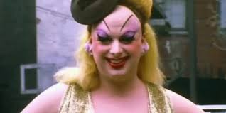 Hairspray: How John Travolta's Edna Turnblad Sets Herself Apart From  Divine's