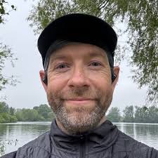 Right, I'm going to do a post where I say how happy I am that approx 10  years after career changing I've just stepped up to be Head of Brand,  Creative and