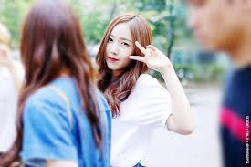 Sie verschwindet lieber mit dem . Fansites Gfriend United