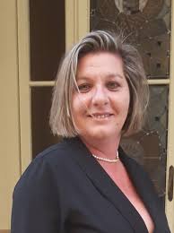 Porto de Mós: real estate agents