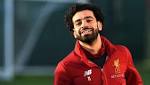 لقطة طريفة تجمع محمد صلاح