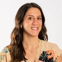 Lisa Miano's Instagram, Twitter & Facebook