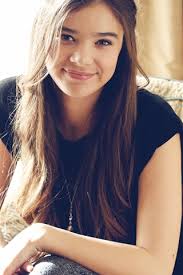 Download free hd wallpapers tagged with hailee steinfeld from baltana.com in various sizes and resolutions. Hailee Steinfeld 05 750x1334 Iphone 8 7 6 6s Wallpaper Background Picture Image