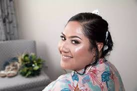 Lucy Wellington's Instagram, Twitter & Facebook