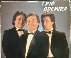 Morreu, no passado domingo, aos 91 anos, o músico carlos costa, um dos três elementos dos trio odemira. Aqrargoycumwfm