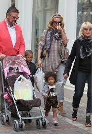 She bought the house from the emmy winning writer/producer of the. Erna Klum Lou Sulola Samuel Heidi Heidi Klum S Family Day Event Galleries Celebrities Ahlanlive