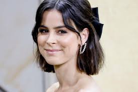 Die professionellen medizinischen masken sind momentan knapp und wir wollen sie dem medizinischen personal auf keinen fall wegnehmen! Lena Meyer Landrut Sexy Bh Blitzer In Der Akustik Version Von Thank You Gala De