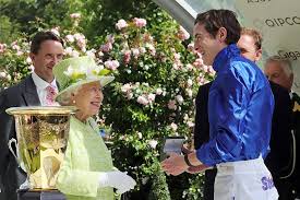 Explore quality news images, pictures from top photographers around the world. Konigin Elizabeth Ii Und Pferderennen Pferdemagazin