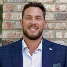 Excited to announce, which I should have announced months ago apologies,  that I joined the amazing leadership team over at Truckstop ! It has been  an amazing ride thus far. I want