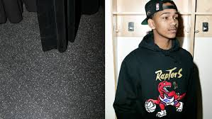And his tenure with the toronto raptors. Drake S New Raptors Clothing Line Honours Old Logo Ctv News