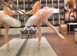 Pointe shoe stores and fitting are not available in my area so this reference really helps when i go to the city to get pointe shoes. Chacott By Freed Nyc On Twitter Visit Our Nyc Store And Try Some Freed Of London And Chacott Pointe Shoes Balletrina Chacott Ballet Freedoflondon Tutu Https T Co Wooscmqbve