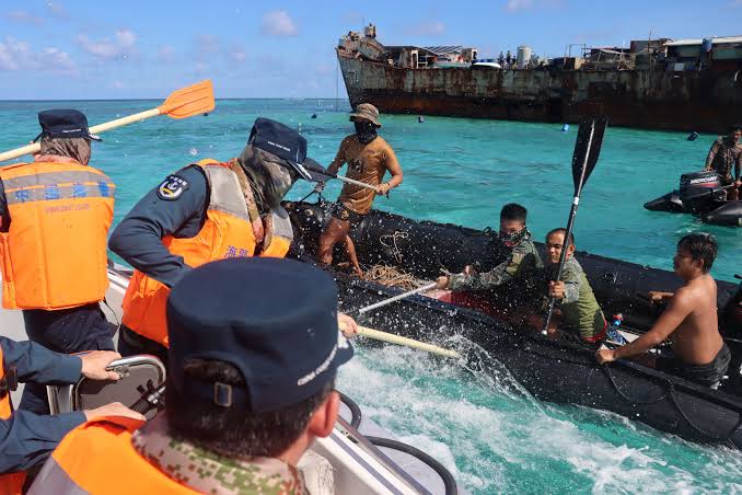 Mer de Chine : cet incident qui ravive les tensions entre Pékin et Manille  – L'Express