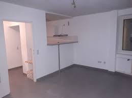 3 zimmer, küche mit ebk bad mit wc,, balkon, sep. 1 Zimmer Wohnung Zu Vermieten Perlenbergstr 14 67663 Kaiserslautern Innenstadt Mapio Net