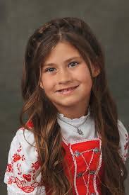 Leslie Ernst's Instagram, Twitter & Facebook