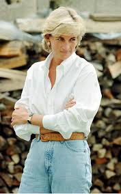 The best in '90s nostalgia—fashion, outfits, style, trends, and more from fashion's favorite decade. Why Princess Diana S 90s Style Looks As Good Now As It Did Back Then